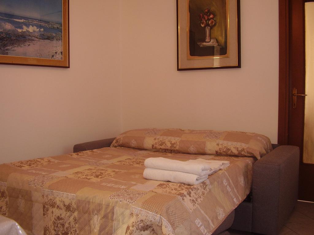 Jean Home Gallarate Eksteriør bilde